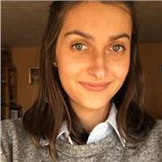 Soy una persona simpática y motivadora que ayudó a los alumnos en lo que necesiten